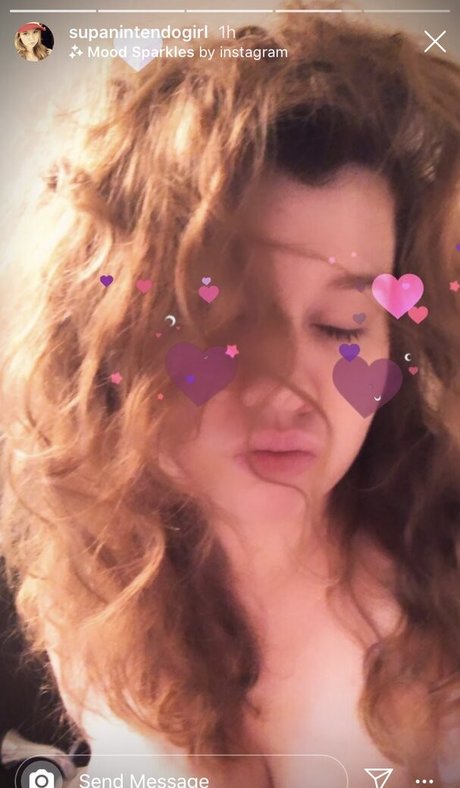 Nacktes geleaktes OnlyFans-Foto von Supapixelgirl