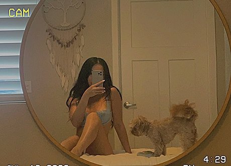 Nacktes geleaktes OnlyFans-Foto von Mikolove
