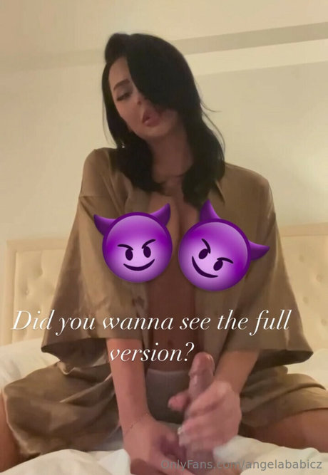 Nacktes geleaktes OnlyFans-Foto von Angela Babicz