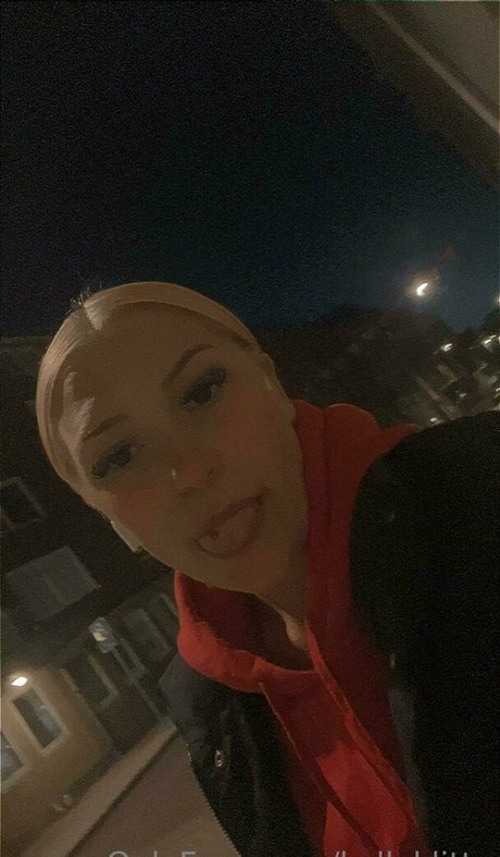 Nacktes geleaktes OnlyFans-Foto von Kellyklitta