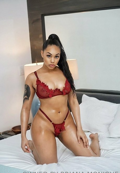 Nacktes geleaktes OnlyFans-Foto von Brianna Monique