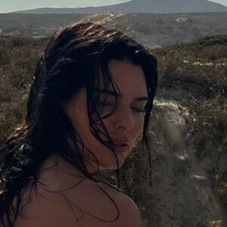 Nacktes geleaktes OnlyFans-Foto von Kendall Jenner Ai Porn
