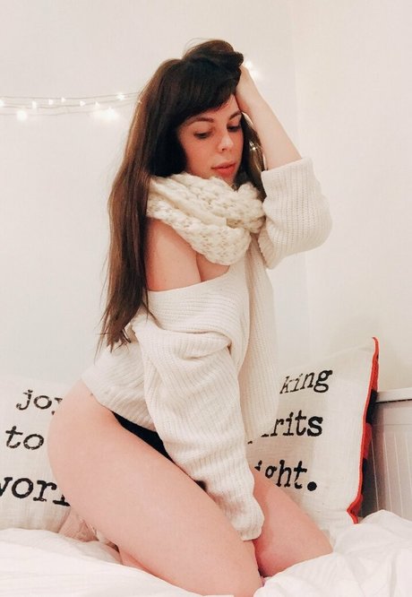Nacktes geleaktes OnlyFans-Foto von Heyashleytea