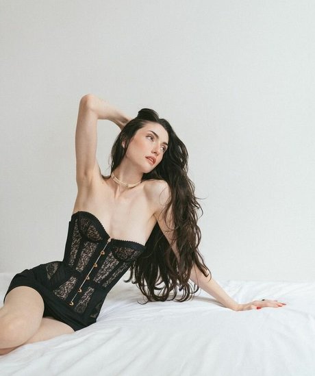 Nacktes geleaktes OnlyFans-Foto von Thewomanfromanotherplace