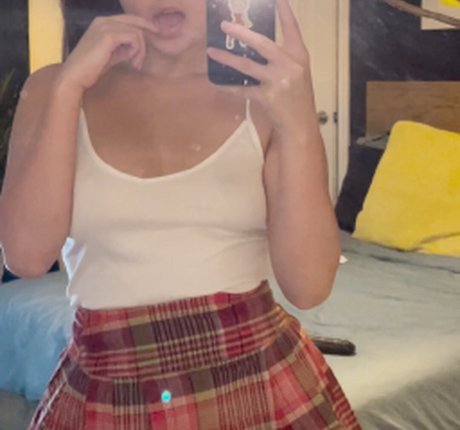 Nacktes geleaktes OnlyFans-Foto von Onlyseraphinexxx