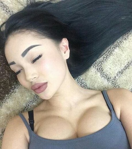 Amina Akanova