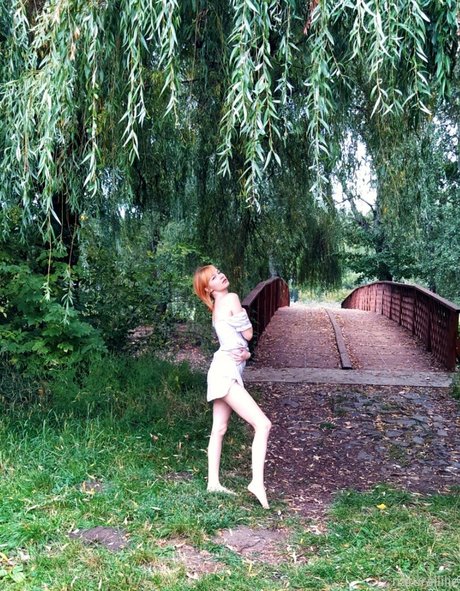 Nacktes geleaktes OnlyFans-Foto von Naturallilie