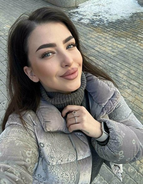 Nacktes geleaktes OnlyFans-Foto von Sweeetestjenny
