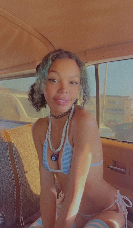 Nacktes geleaktes OnlyFans-Foto von Littlemads003