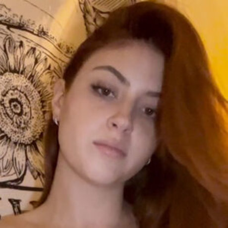 Nacktes geleaktes OnlyFans-Foto von Misstoohottohandle