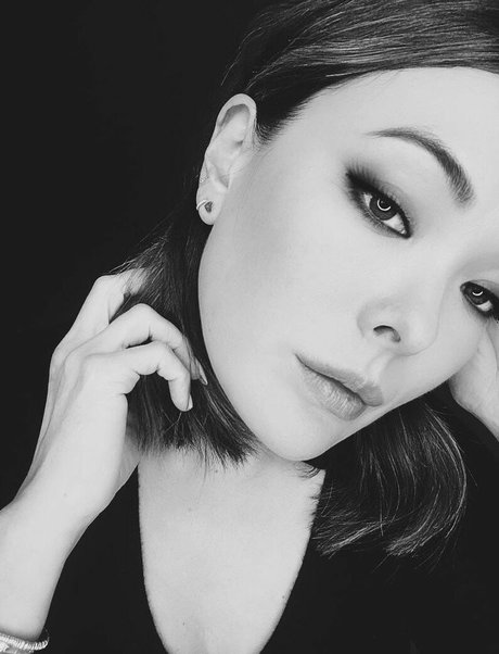 Lindsay Price