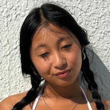 Nacktes geleaktes OnlyFans-Foto von Jade Hallyday