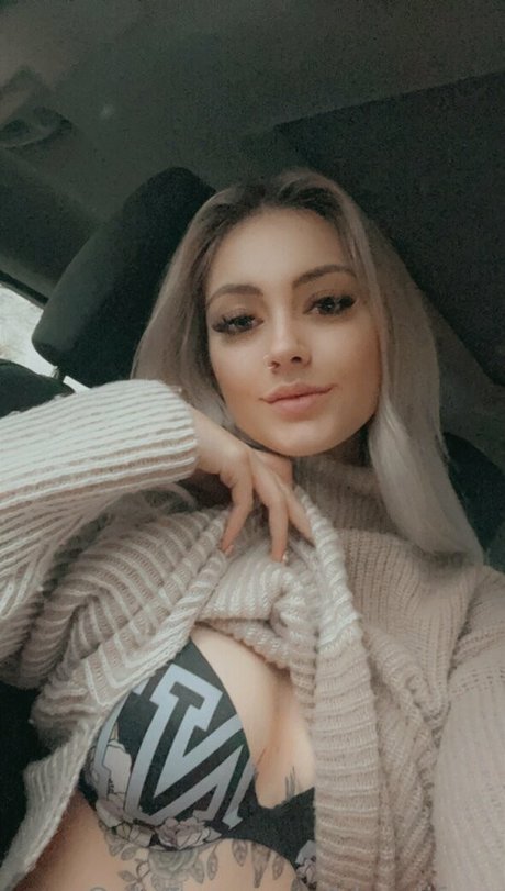 Nacktes geleaktes OnlyFans-Foto von Blondifree