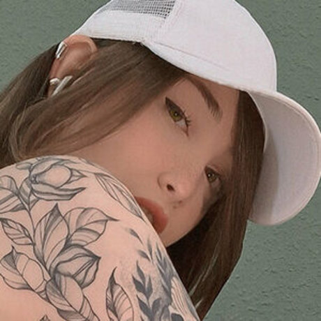 Nacktes geleaktes OnlyFans-Foto von Pialoof