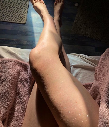 Nacktes geleaktes OnlyFans-Foto von Electricapril