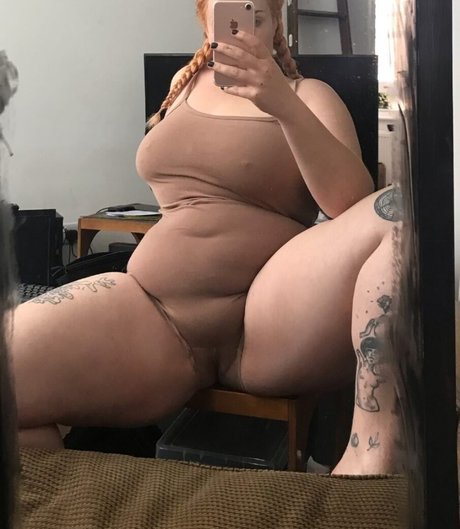 Nacktes geleaktes OnlyFans-Foto von May Moon