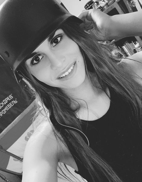 Nacktes geleaktes OnlyFans-Foto von Arabianiliad