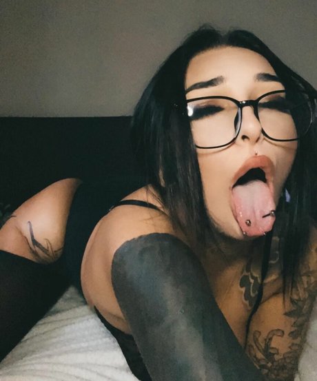 Nacktes geleaktes OnlyFans-Foto von Mia Sayuri