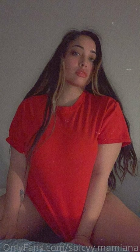 Nacktes geleaktes OnlyFans-Foto von Spicyymamiana