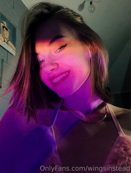 Dollynextdoor