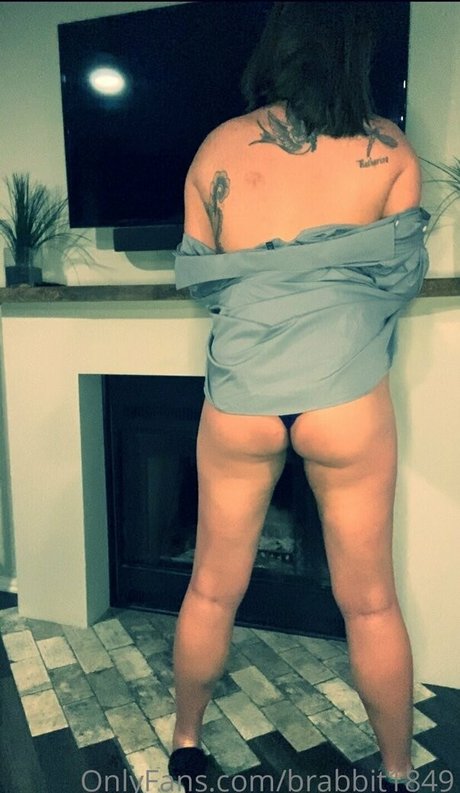 Nacktes geleaktes OnlyFans-Foto von Ohiohotwife10