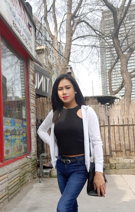 Nacktes geleaktes OnlyFans-Foto von Ayavonlee