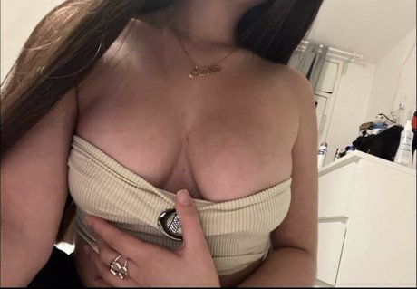 Nacktes geleaktes OnlyFans-Foto von Alexandrablue