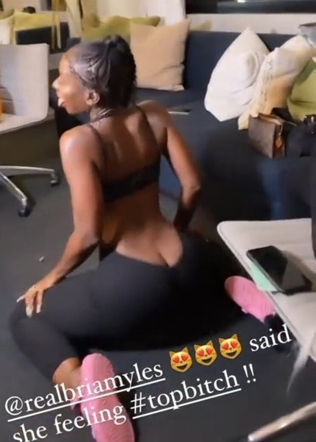 Nacktes geleaktes OnlyFans-Foto von Bria Myles