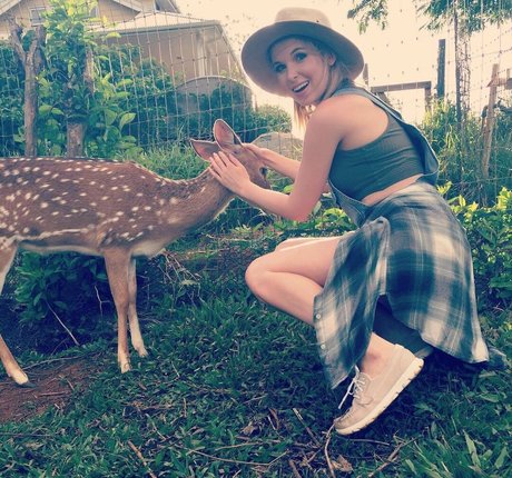 Kirsten Prout