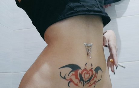Nacktes geleaktes OnlyFans-Foto von Twooffy