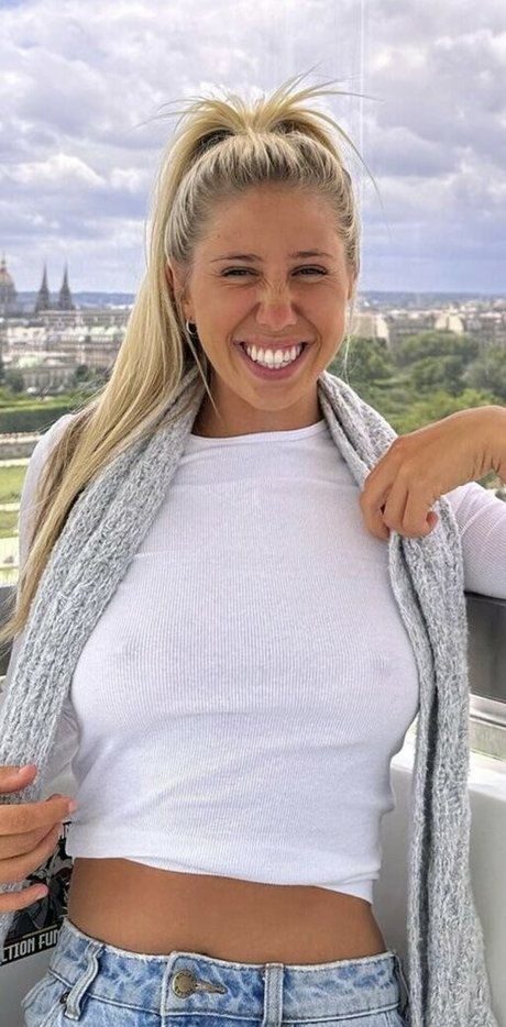 Nacktes geleaktes OnlyFans-Foto von Pandora Bonsor