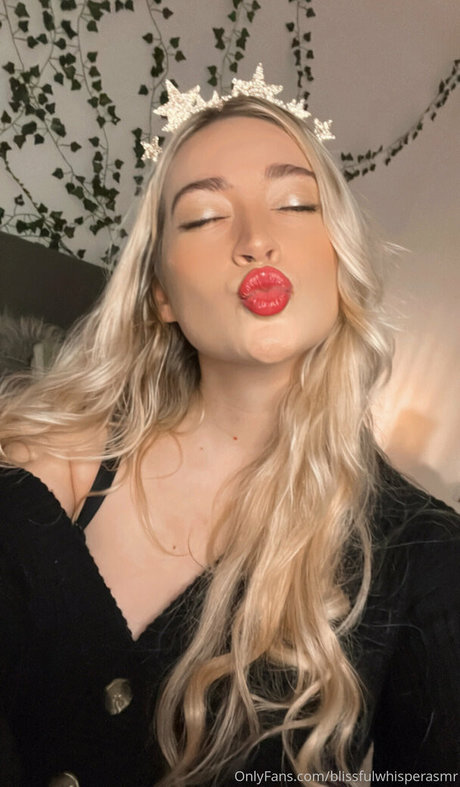 Nacktes geleaktes OnlyFans-Foto von Blissfulwhisperasmr