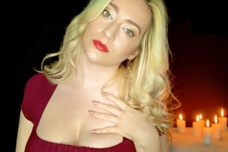 Nacktes geleaktes OnlyFans-Foto von Blissfulwhisperasmr
