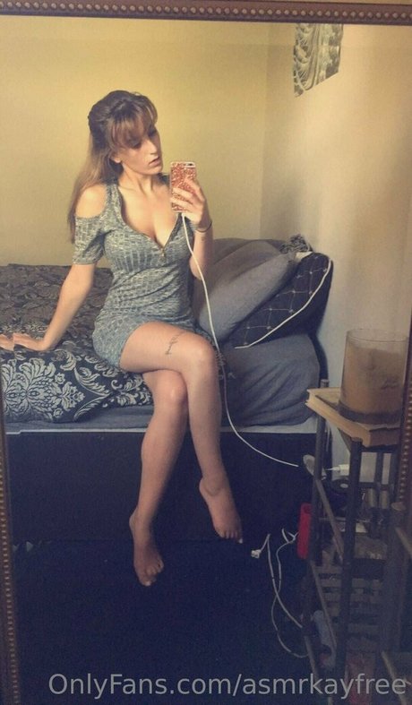 Nacktes geleaktes OnlyFans-Foto von Asmrkayfree