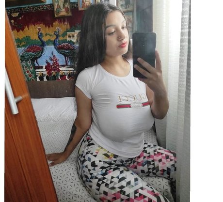 Nacktes geleaktes OnlyFans-Foto von Ionela Madalina