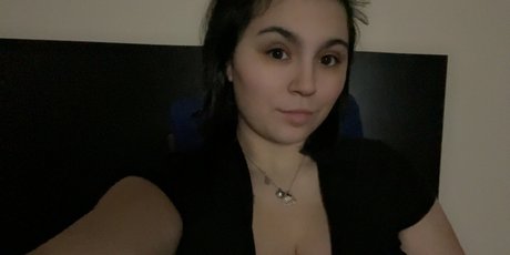 Nacktes geleaktes OnlyFans-Foto von Jadeelainex