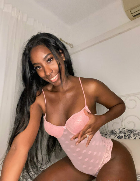 Ariel_brown