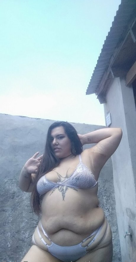 Nacktes geleaktes OnlyFans-Foto von Darkvenusbbw