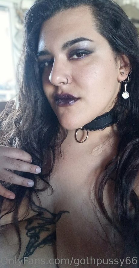 Nacktes geleaktes OnlyFans-Foto von Darkvenusbbw