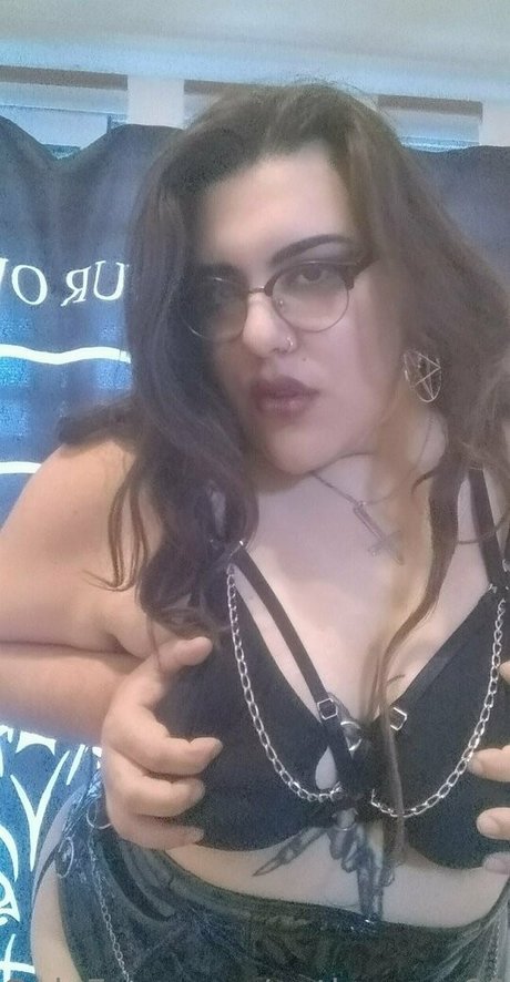 Nacktes geleaktes OnlyFans-Foto von Darkvenusbbw