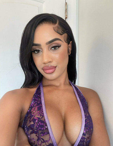 Nacktes geleaktes OnlyFans-Foto von Dreamofunique