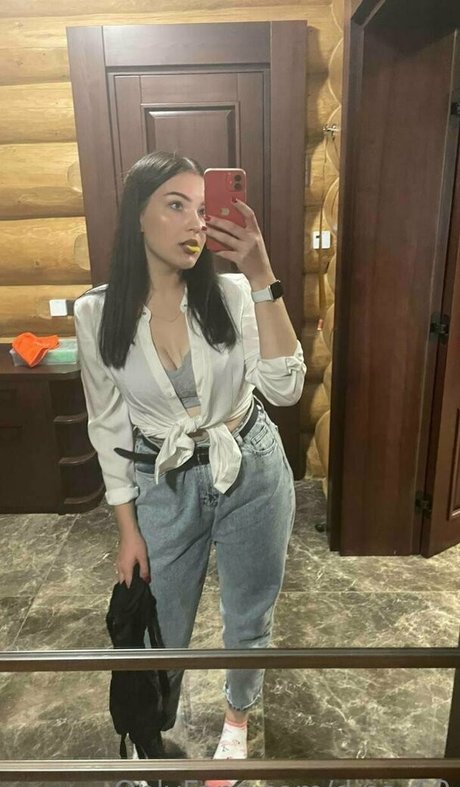 Nacktes geleaktes OnlyFans-Foto von Dina69