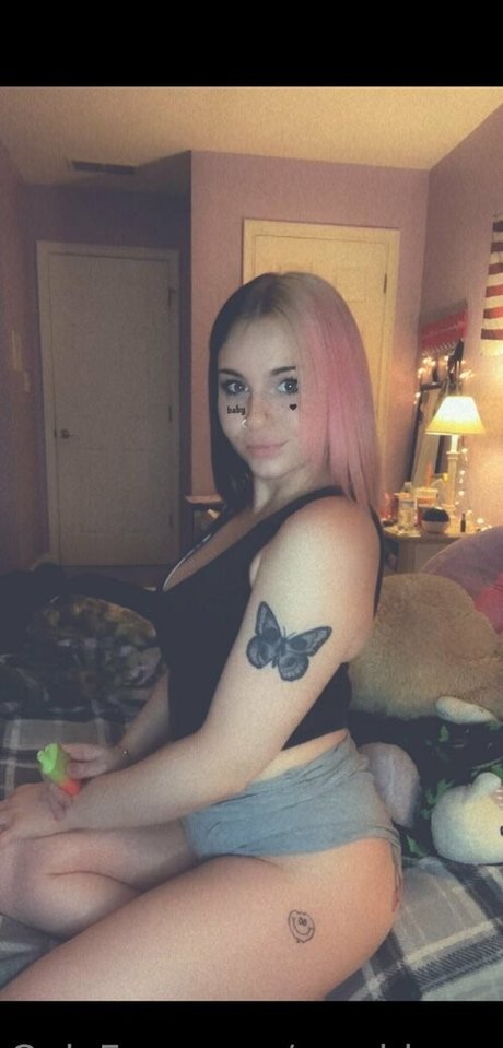 Nacktes geleaktes OnlyFans-Foto von Cambbyyy