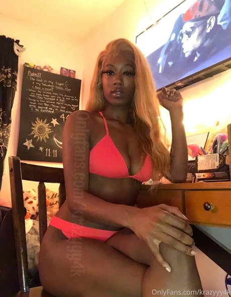 Nacktes geleaktes OnlyFans-Foto von Krazyyy4k