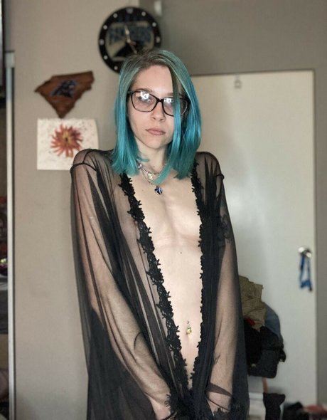 Nacktes geleaktes OnlyFans-Foto von Loribabii97