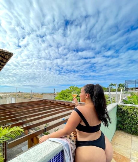 Nacktes geleaktes OnlyFans-Foto von Curvybrazil