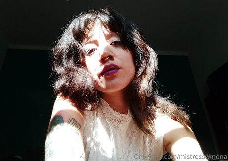 Nacktes geleaktes OnlyFans-Foto von Mistresswinona