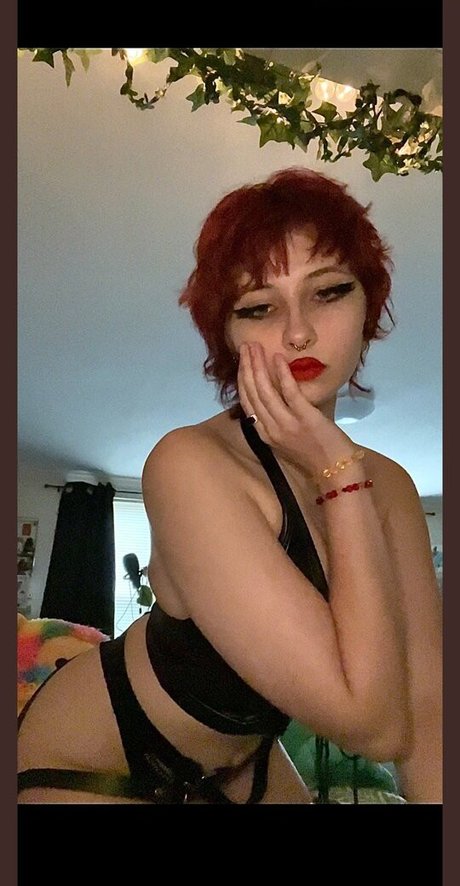 Nacktes geleaktes OnlyFans-Foto von Mothgardener