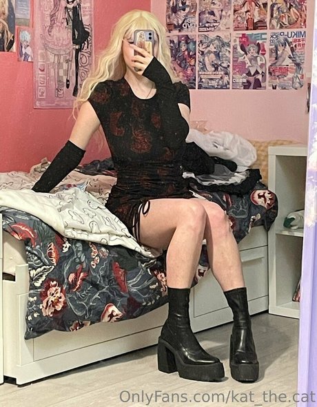 Nacktes geleaktes OnlyFans-Foto von Katthecat
