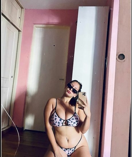 Nacktes geleaktes OnlyFans-Foto von Ludmila Luquez